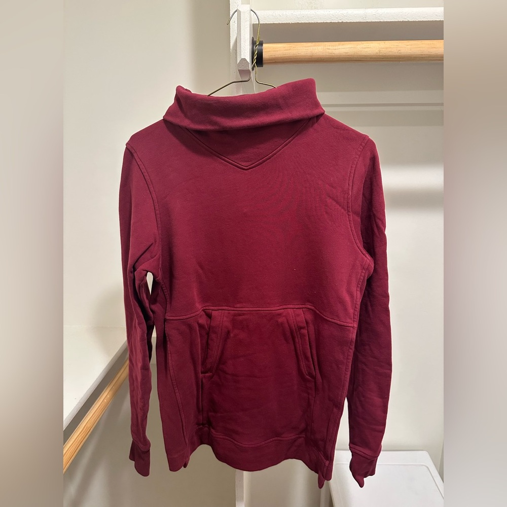 Lululemon Turtleneck Sweatshirt